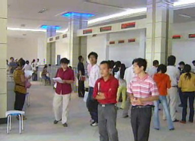 記者觀察:人才招聘 重學(xué)歷更重能力