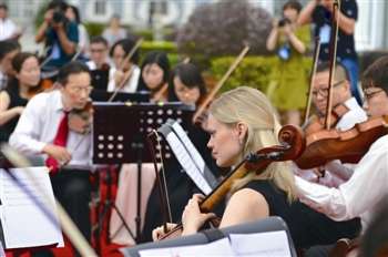 С���ٺ������������/�z��